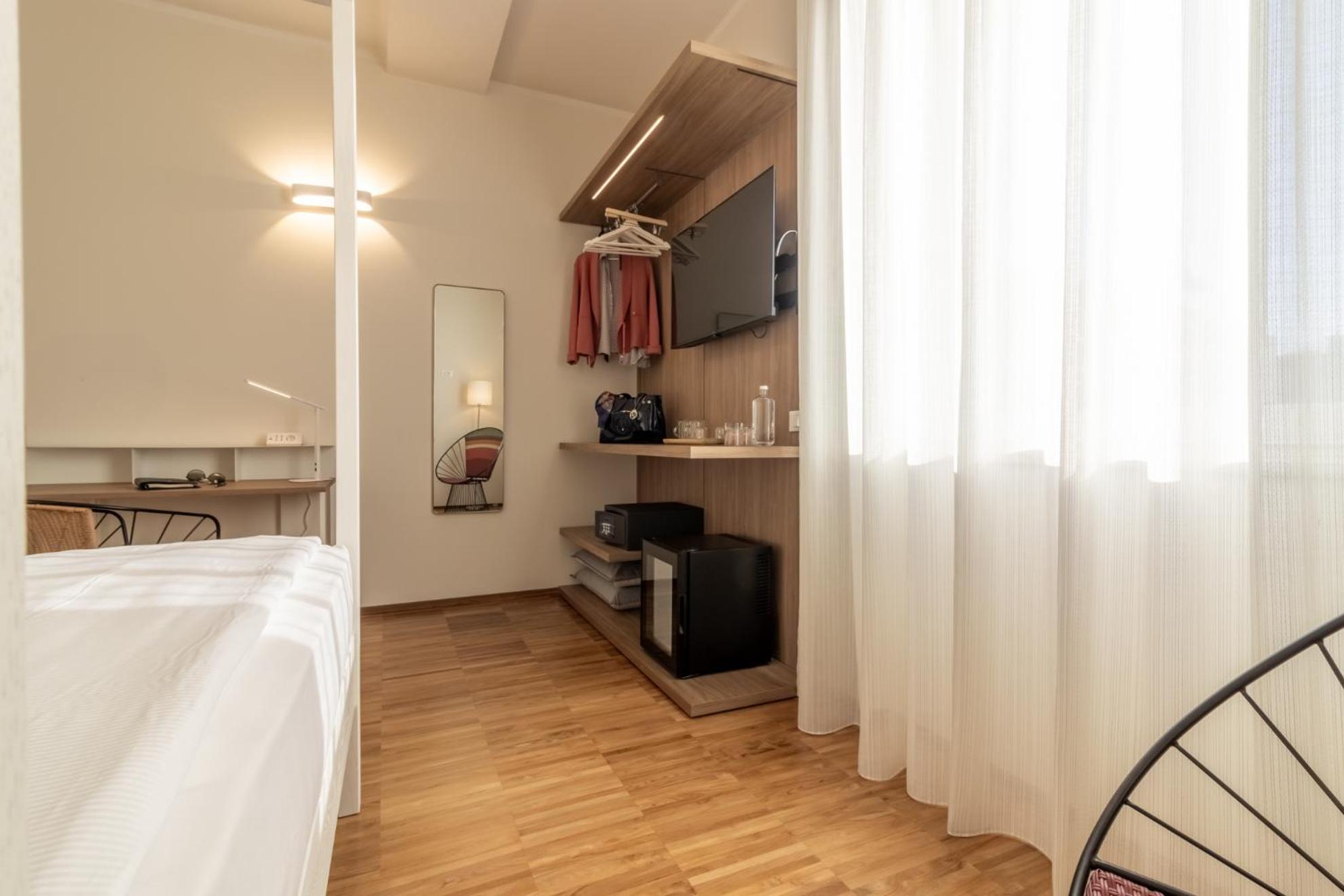 Il Faro Luxury Rooms & Lounge ラ・スペツィア エクステリア 写真